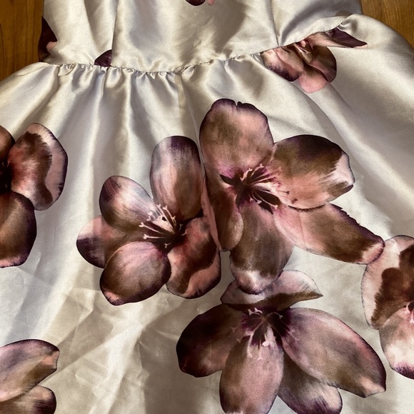 Lulu’s Backless Floral Print Dress With Pockets - Picture 5 of 9